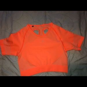 ORANGE GYMSHARK TOP